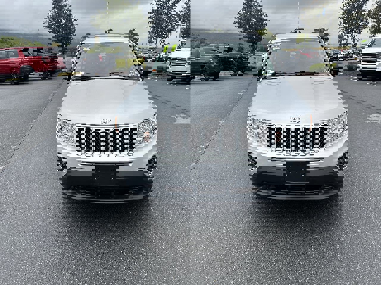 2011 Jeep Compass Latitude photo 2