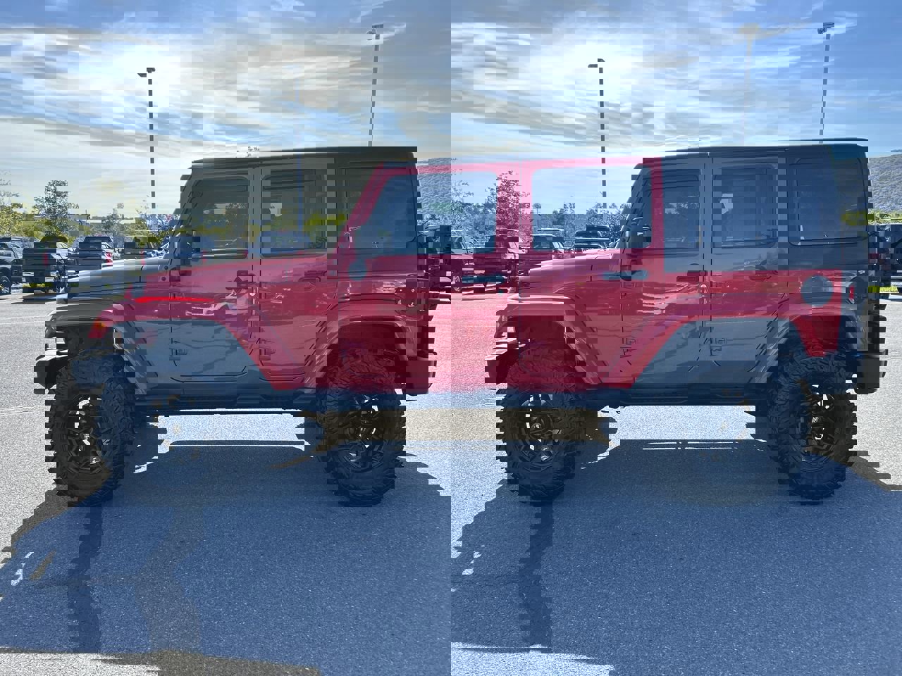 2016 Jeep Wrangler Unlimited Sahara photo 4