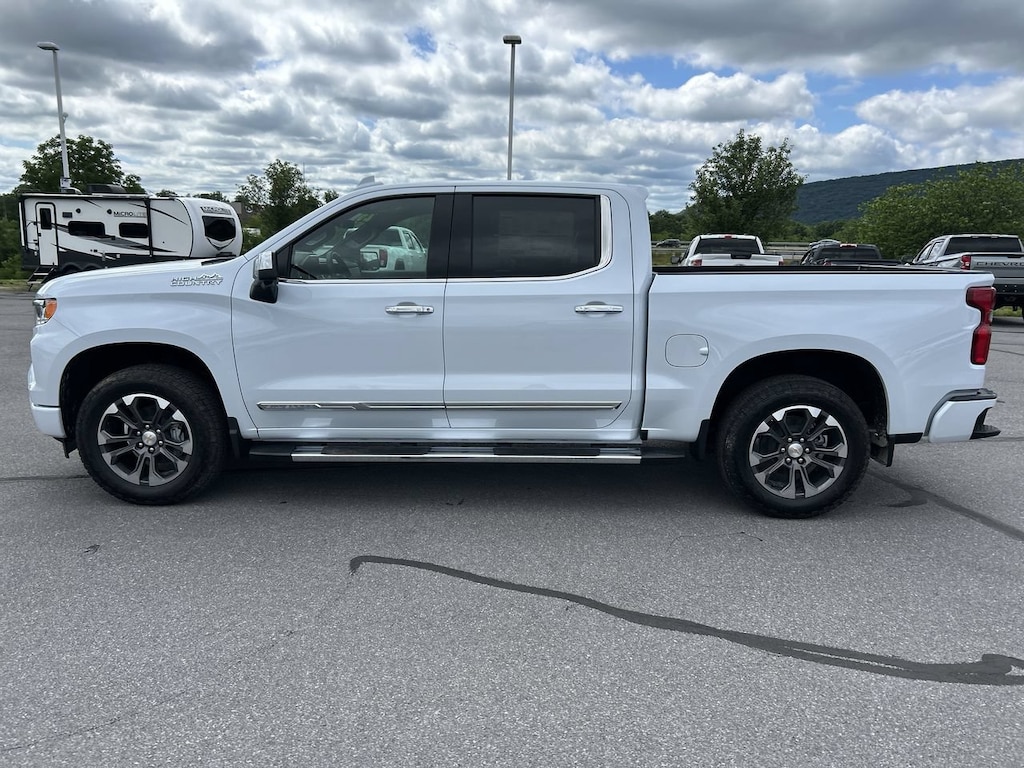 New 2026 Chevrolet Silverado 1500 High Country Truck Crew Cab