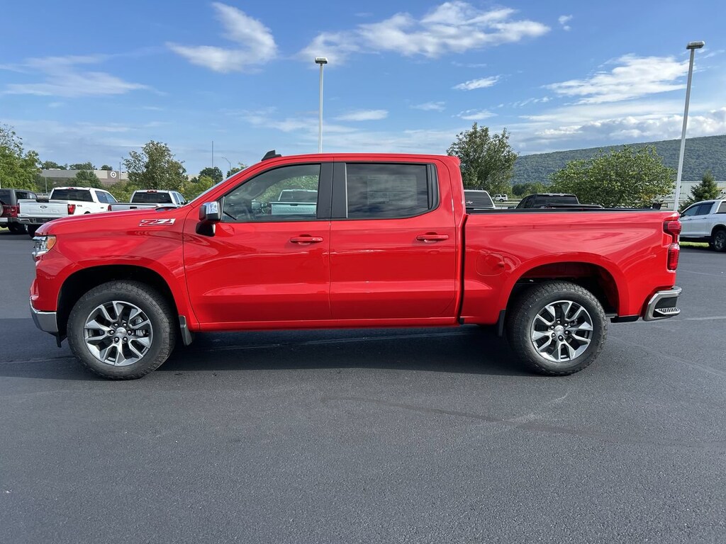 New 2026 Chevrolet Silverado 1500 LT Truck Crew Cab