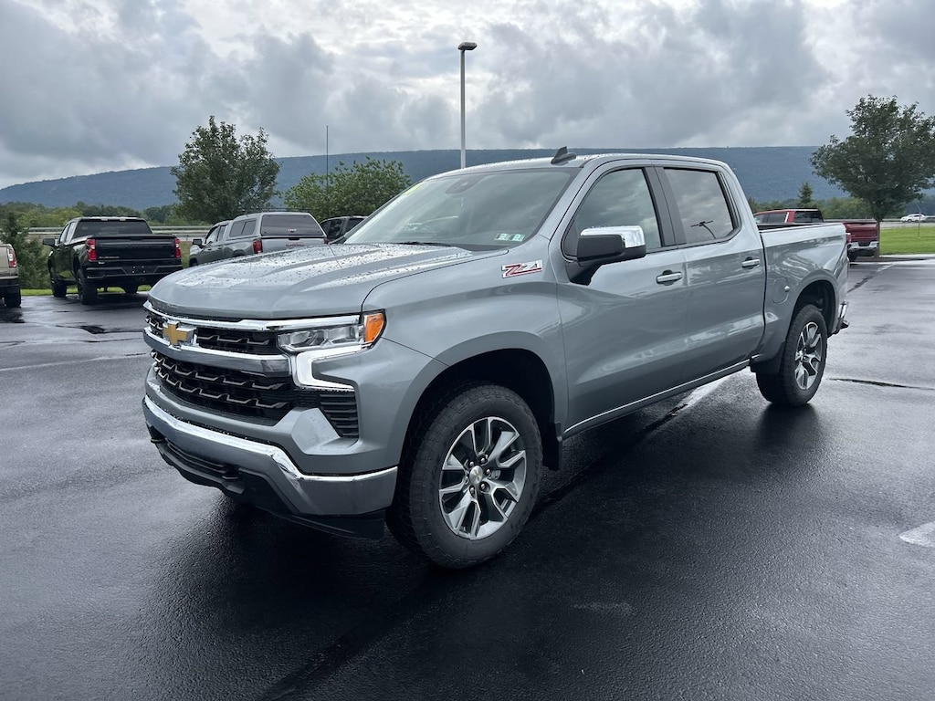 New 2026 Chevrolet Silverado 1500 LT Truck Crew Cab