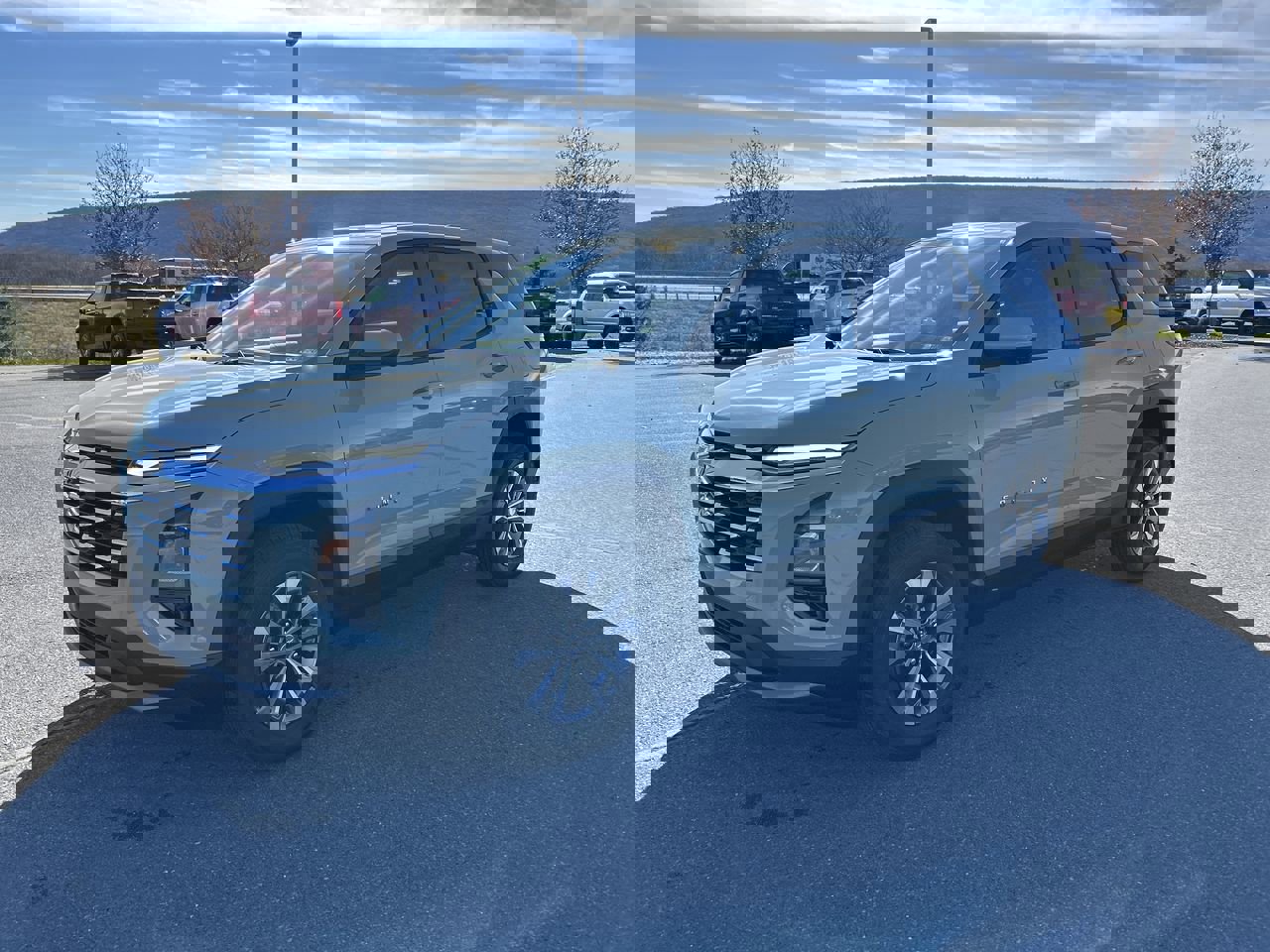 2026 Chevrolet Equinox LT photo 3