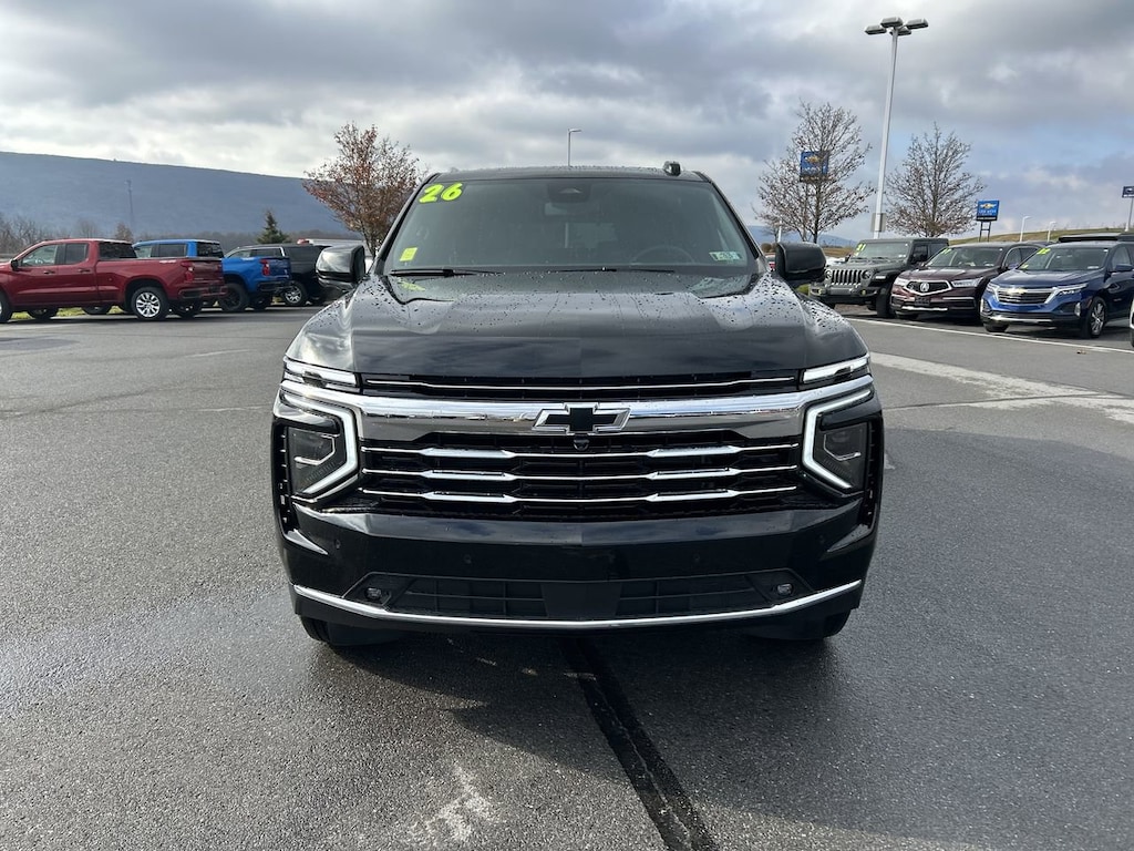 New 2026 Chevrolet Suburban LT SUV