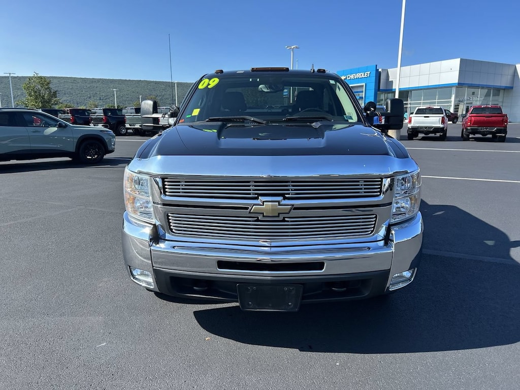 Used 2009 Chevrolet Silverado 3500HD DRW LT Truck Crew Cab