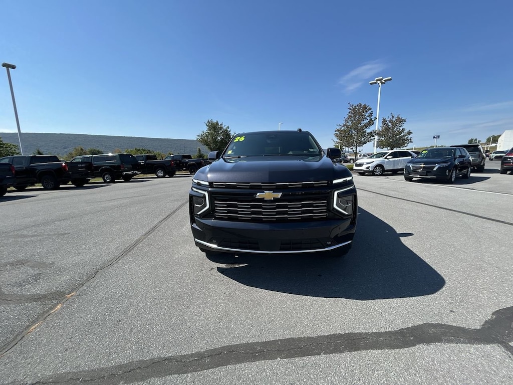 New 2025 Chevrolet Suburban High Country SUV