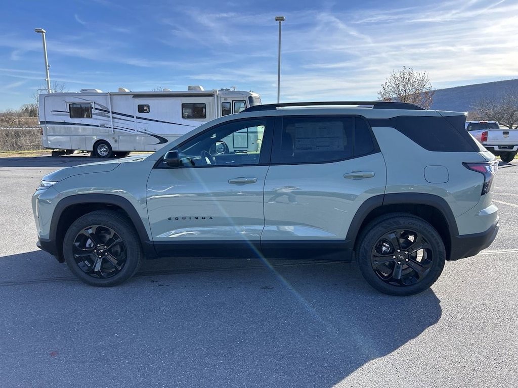 New 2026 Chevrolet Equinox AWD LT SUV