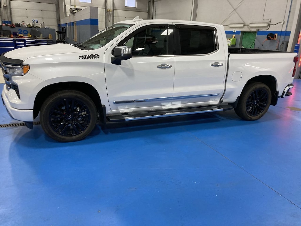Used 2022 Chevrolet Silverado 1500 High Country Truck Crew Cab