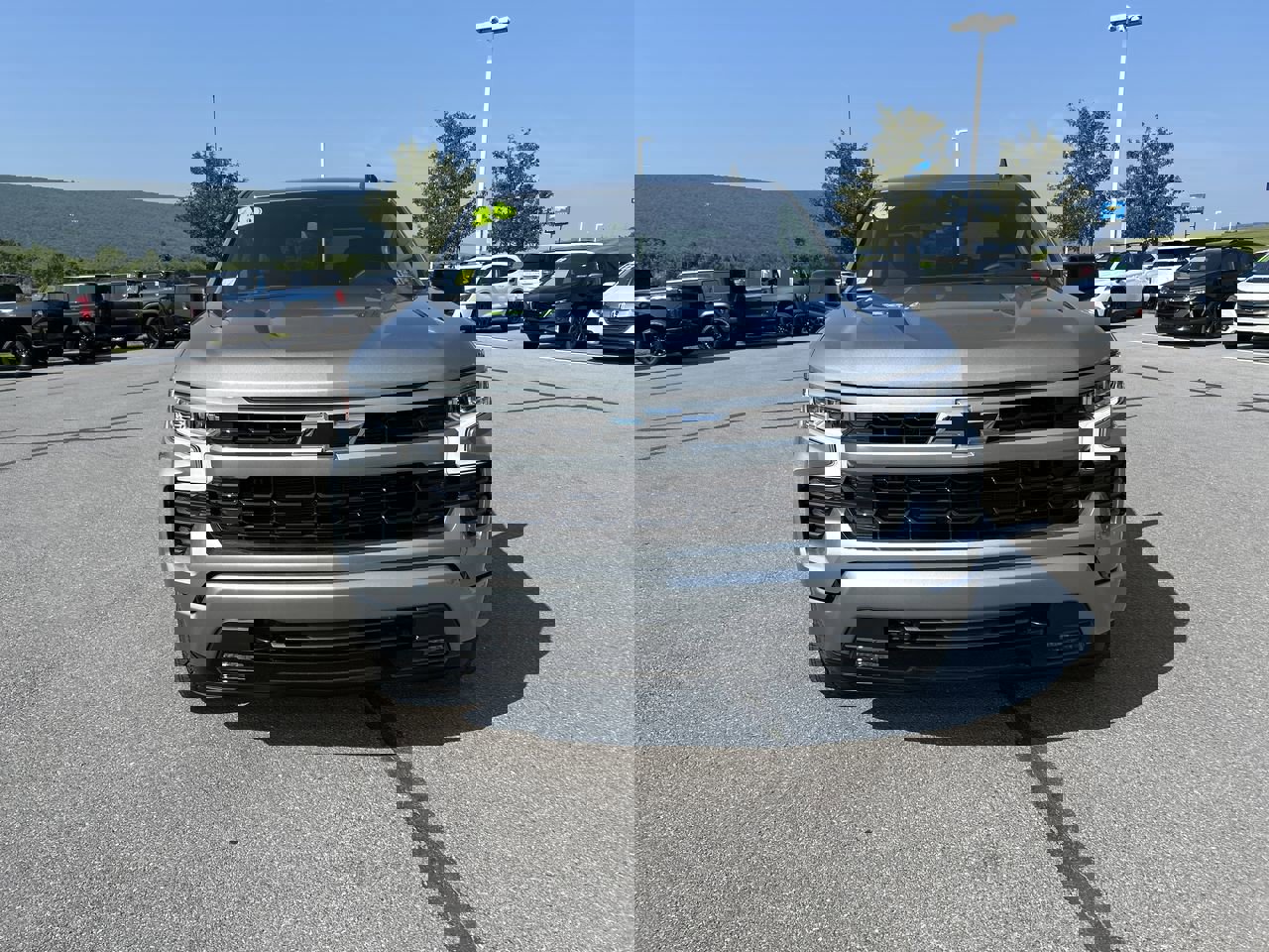 2026 Chevrolet Silverado 1500 RST photo 2