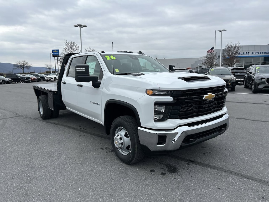 New 2026 Chevrolet Silverado 3500 HD Chassis Work Truck Truck Crew Cab