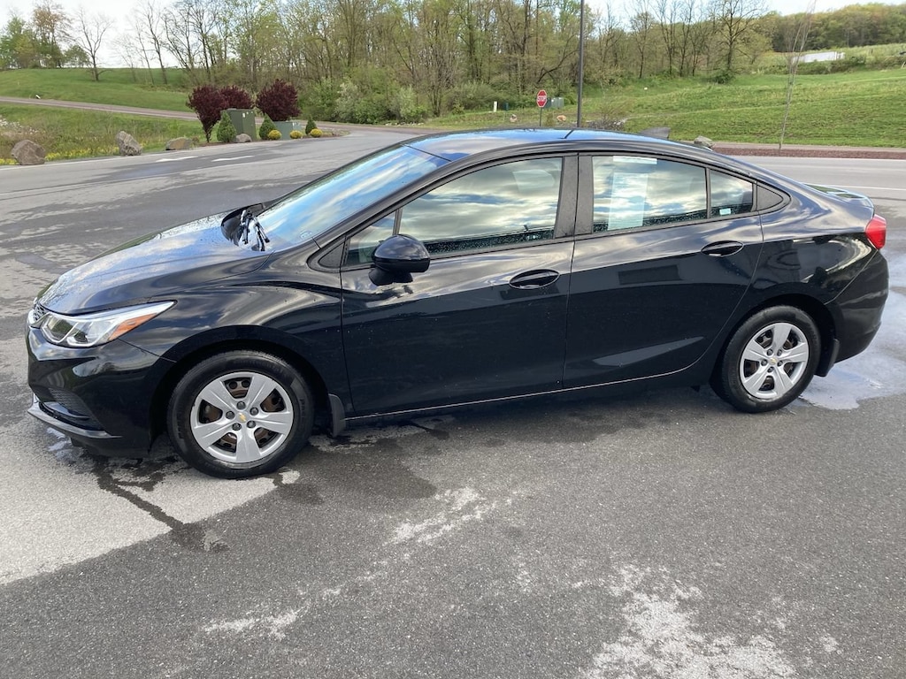 Used 2017 Chevrolet Cruze LS Auto Sedan
