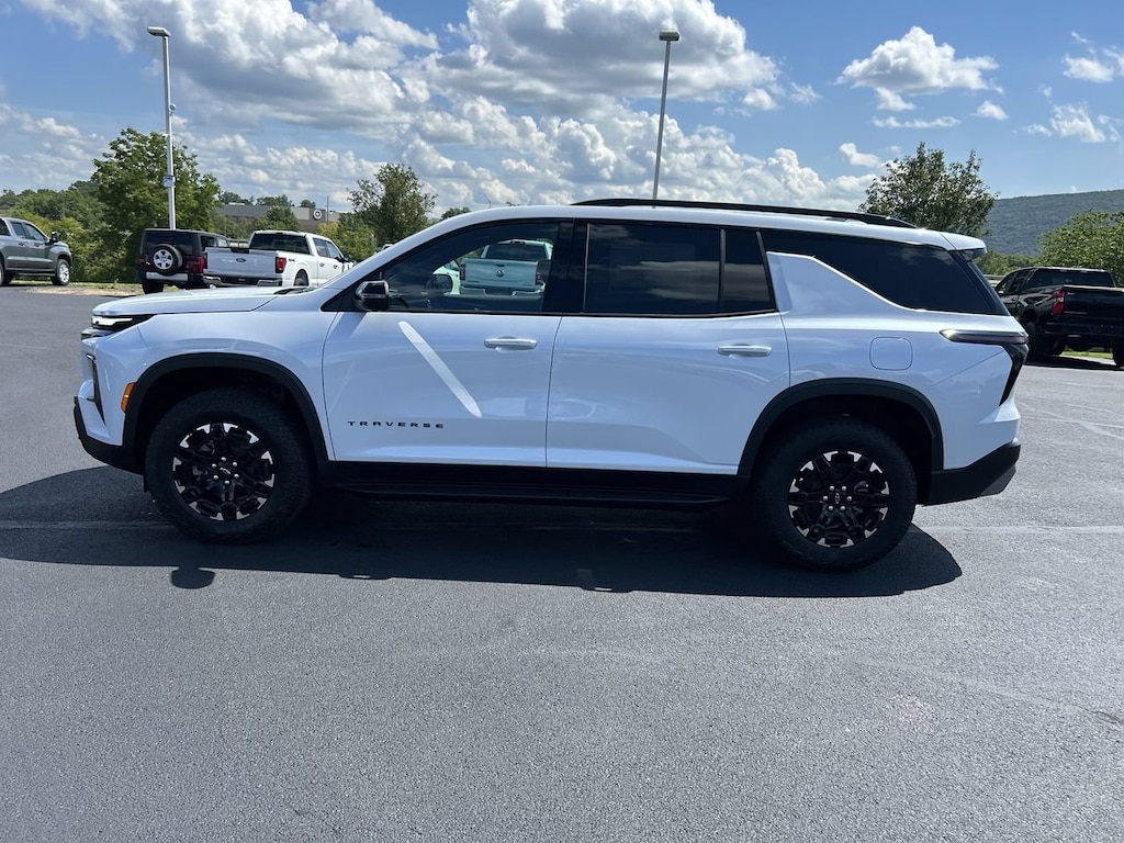 New 2027 Chevrolet Traverse AWD Z71 SUV