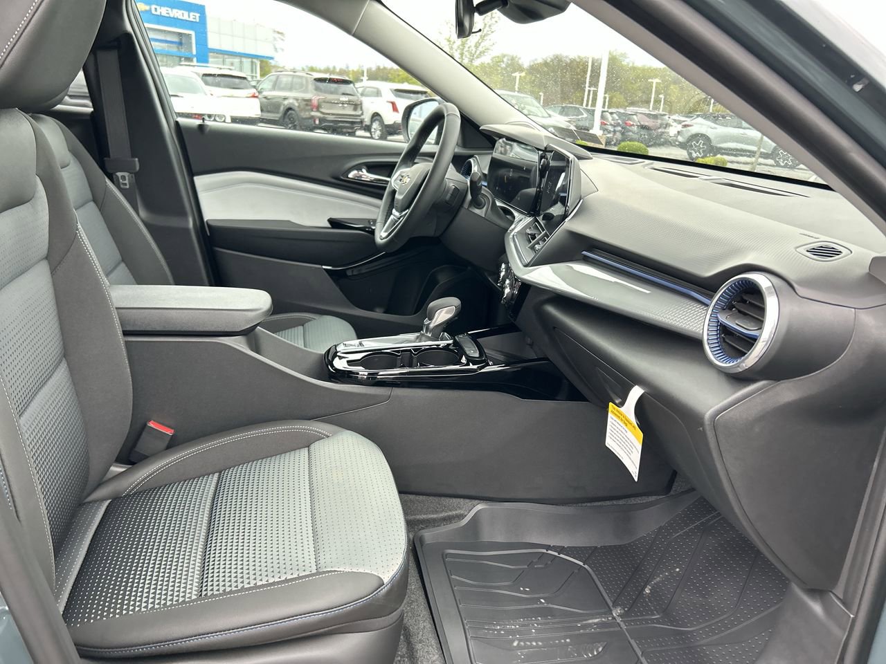2026 Chevrolet Trax LT - Photo 13