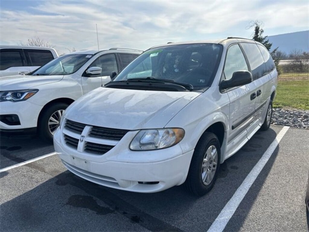 Used 2006 Dodge Grand Caravan SE Van