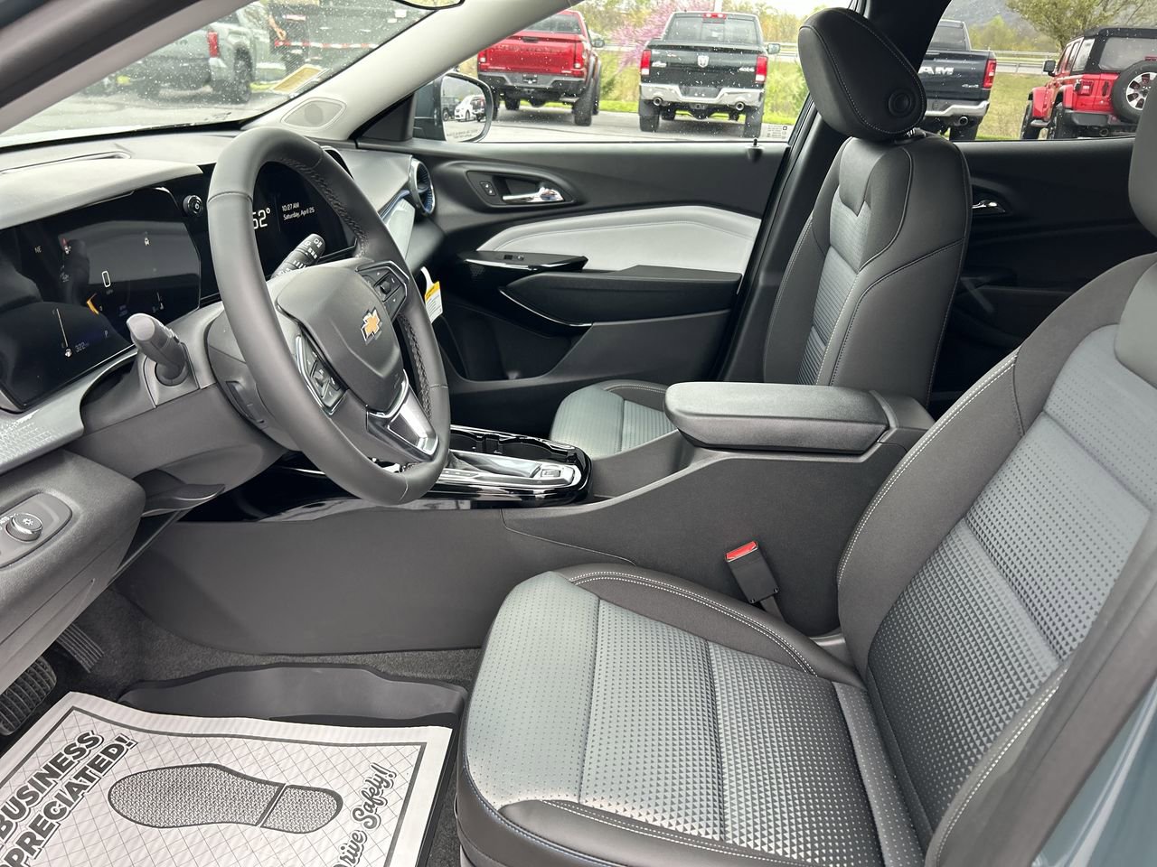 2026 Chevrolet Trax LT - Photo 21