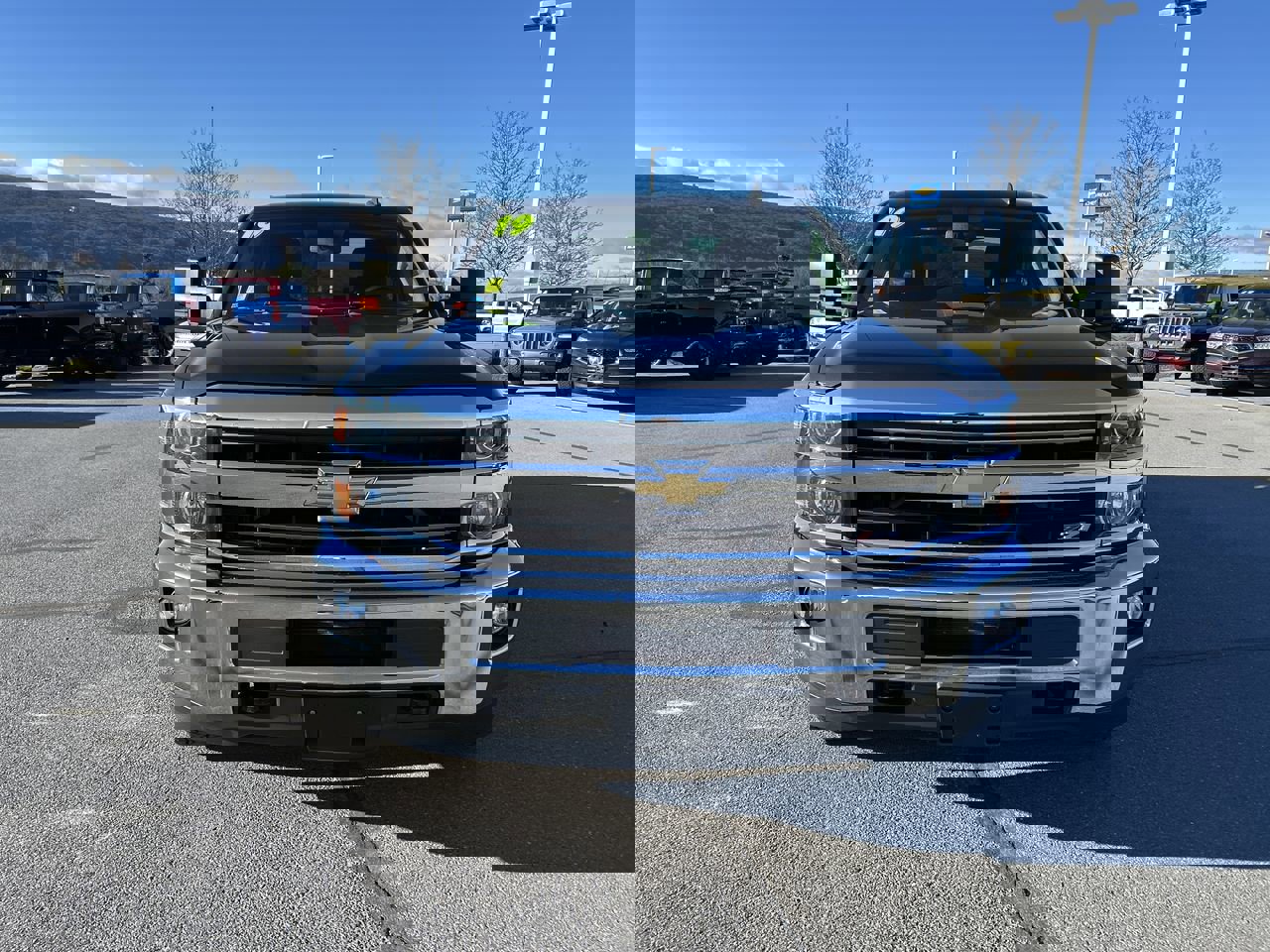 2019 Chevrolet Silverado 2500HD LT photo 2