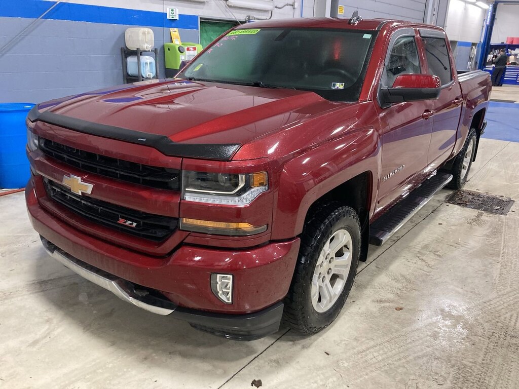 Used 2018 Chevrolet Silverado 1500 LT w/2LT Truck Crew Cab