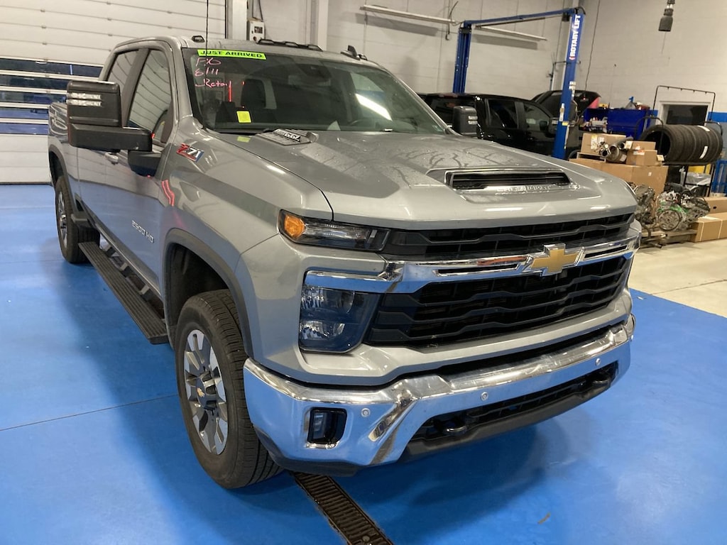 Used 2025 Chevrolet Silverado 2500 HD LT Truck Crew Cab