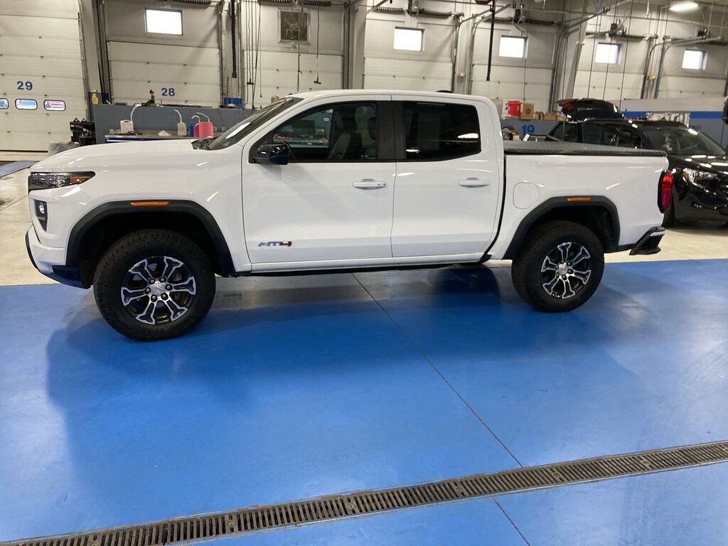 Used 2024 GMC Canyon AT4 Truck Crew Cab