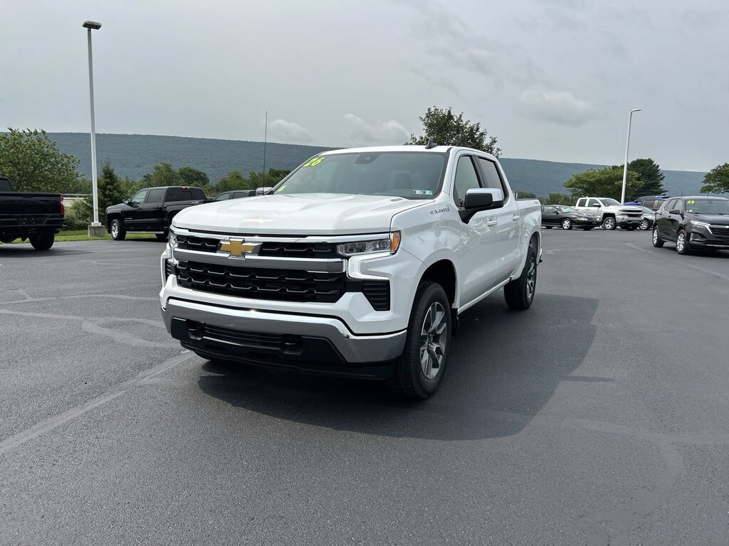 New 2026 Chevrolet Silverado 1500 LT Truck Crew Cab