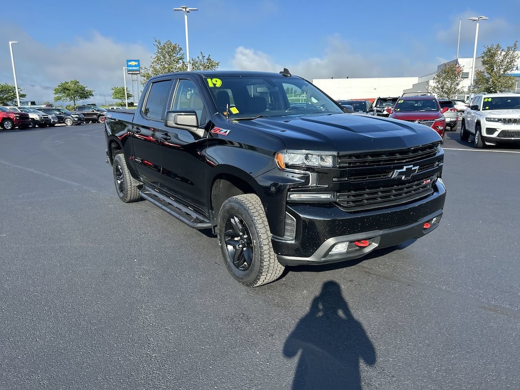 Used 2019 Chevrolet Silverado 1500 LT Trail Boss Truck Crew Cab