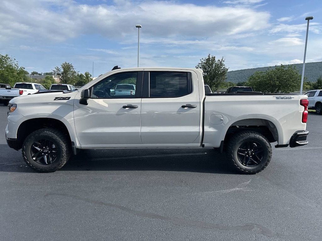 New 2026 Chevrolet Silverado 1500 Custom Trail Boss Truck Crew Cab