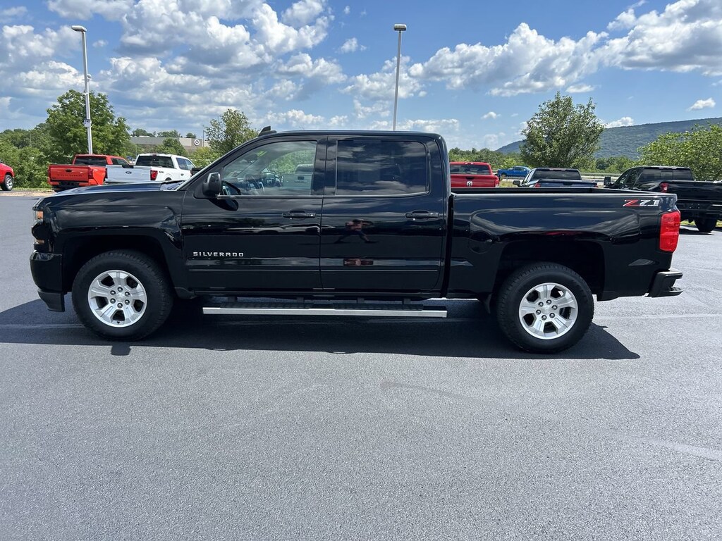 Used 2018 Chevrolet Silverado 1500 LT w/2LT Truck Crew Cab