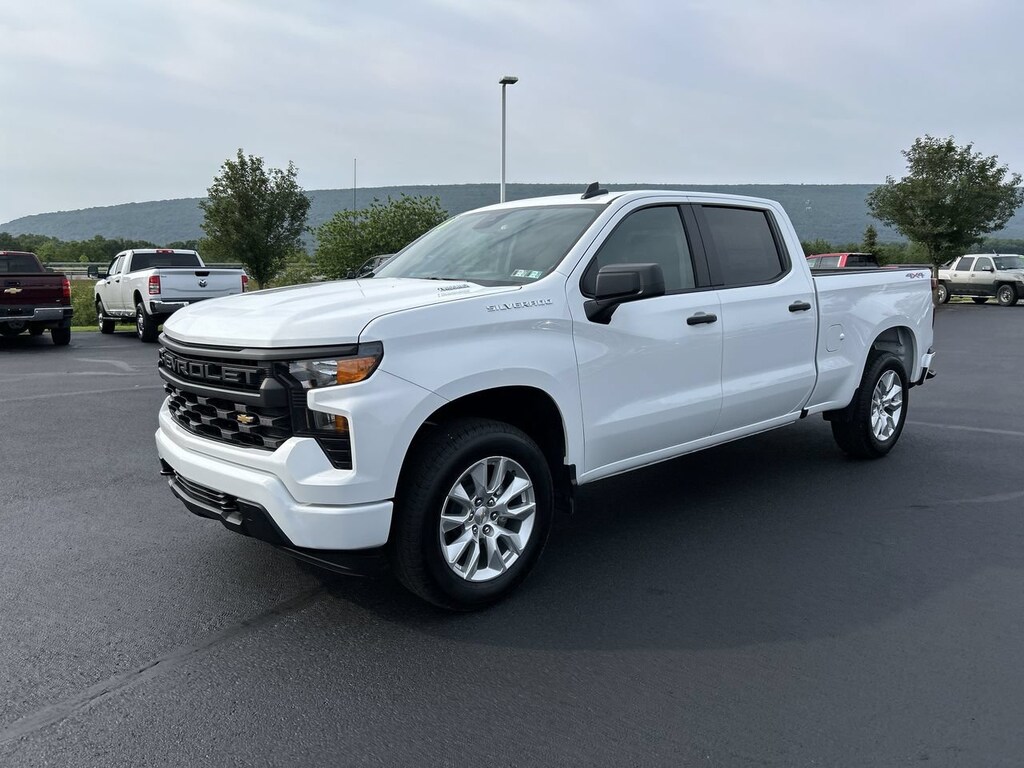 New 2026 Chevrolet Silverado 1500 Custom Truck Crew Cab