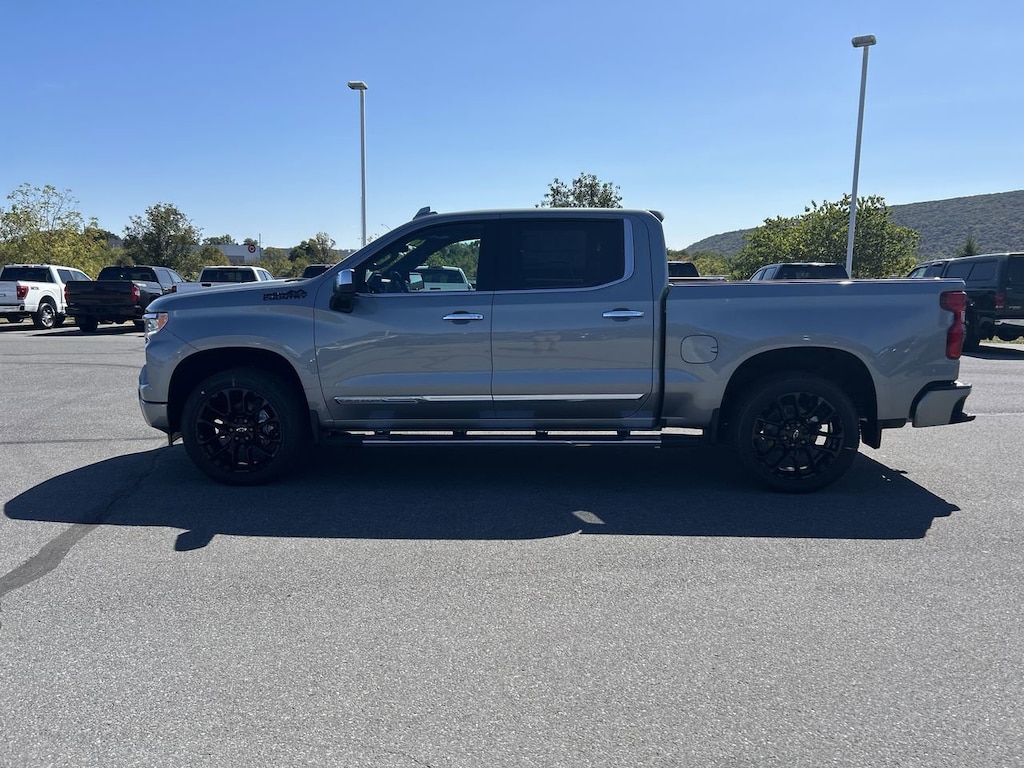 New 2026 Chevrolet Silverado 1500 High Country Truck Crew Cab
