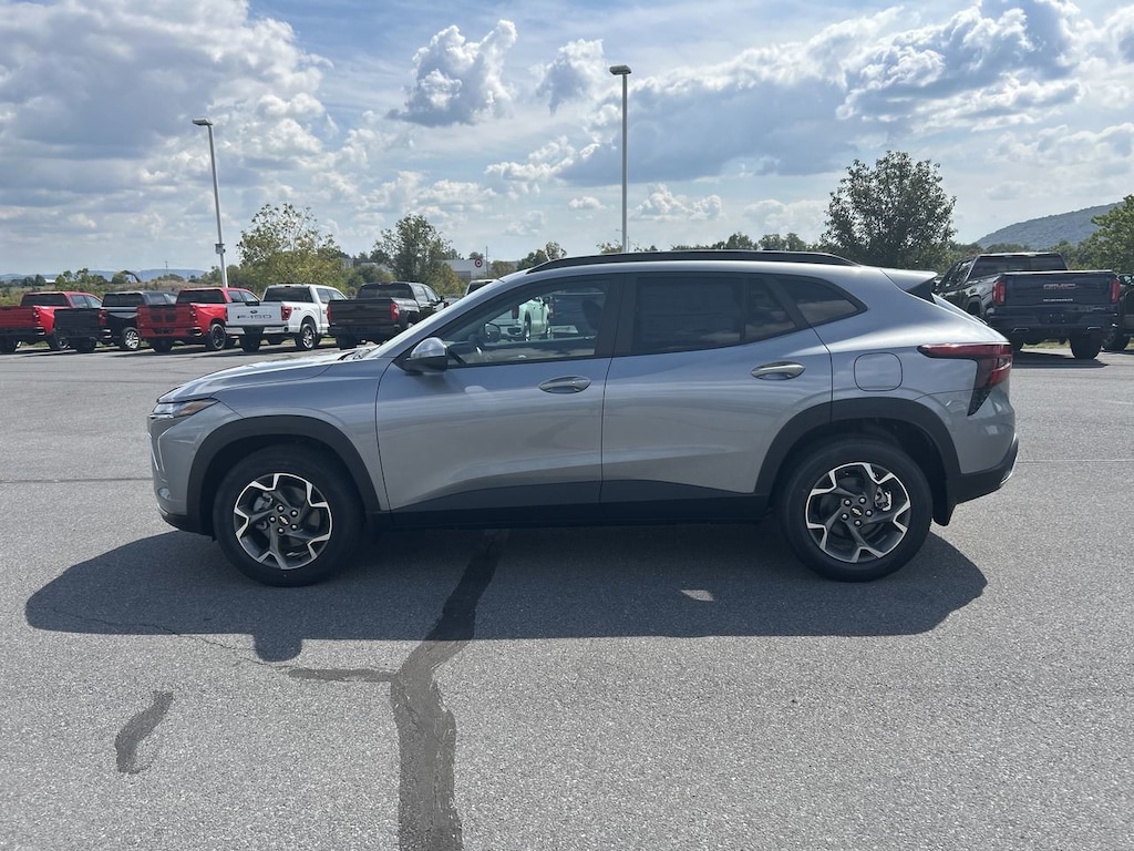 New 2026 Chevrolet Trax LT SUV