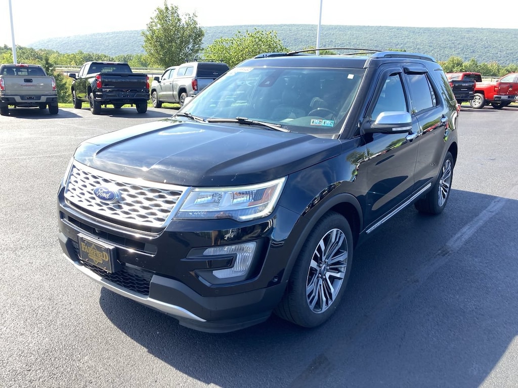 Used 2017 Ford Explorer Platinum SUV