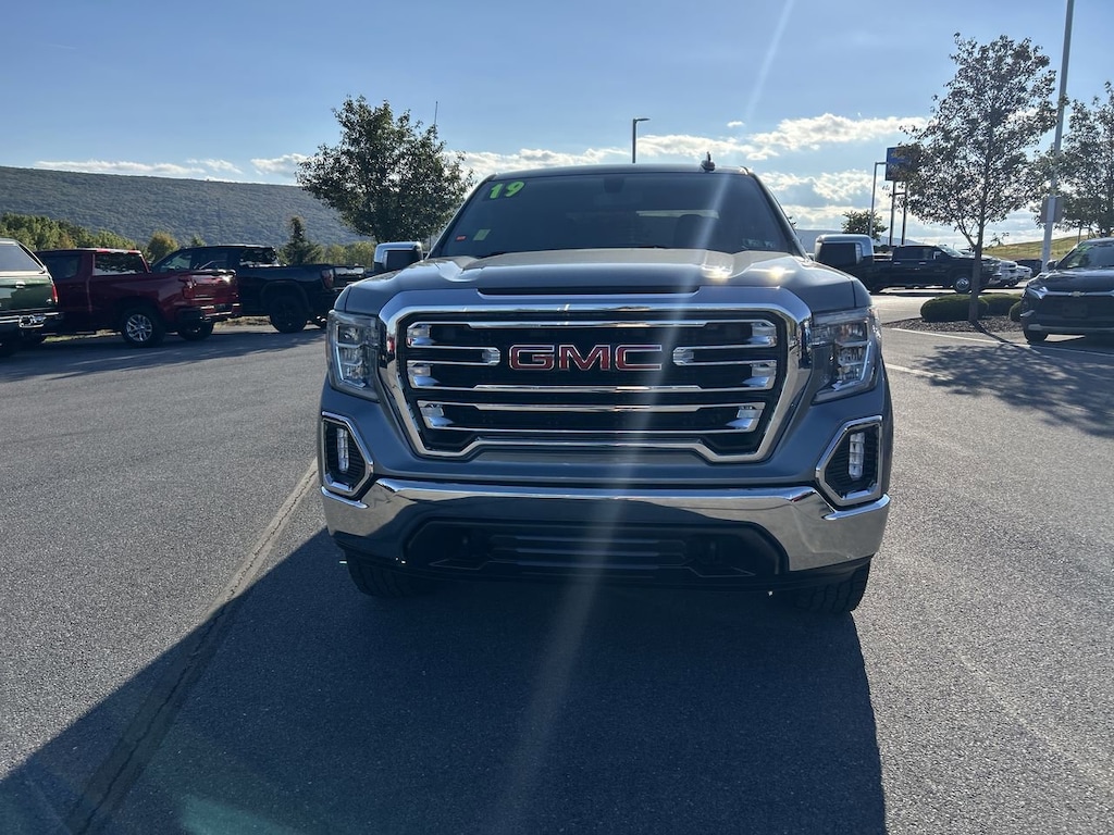 Used 2019 GMC Sierra 1500 SLT Truck Crew Cab
