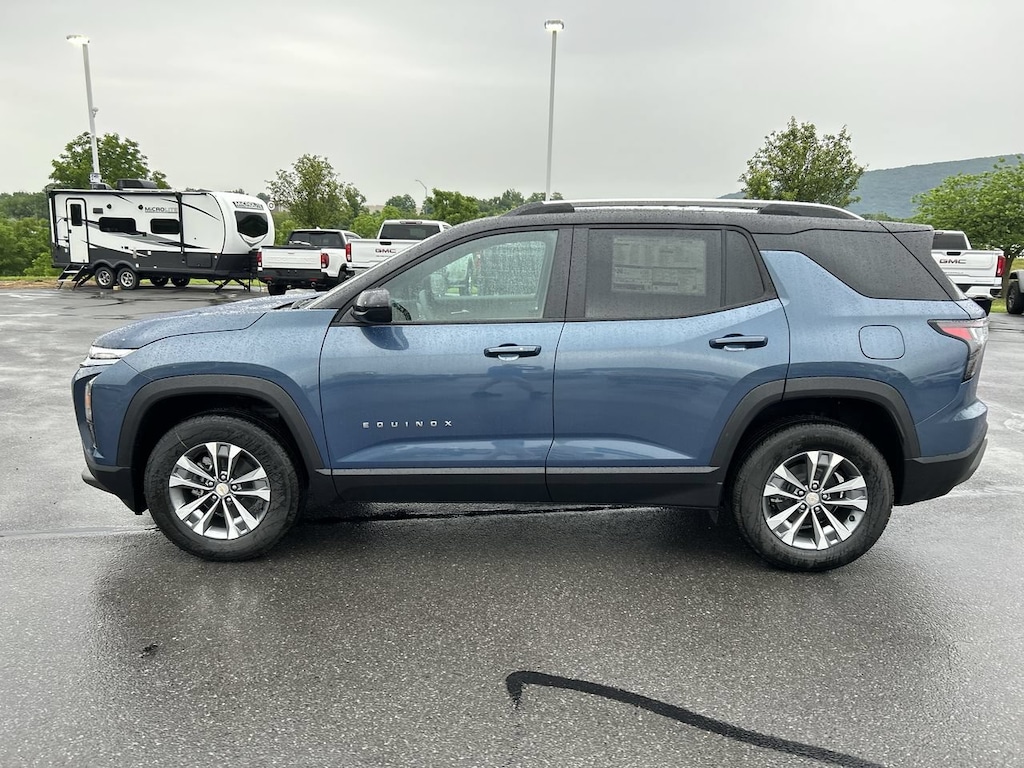 New 2026 Chevrolet Equinox AWD LT SUV