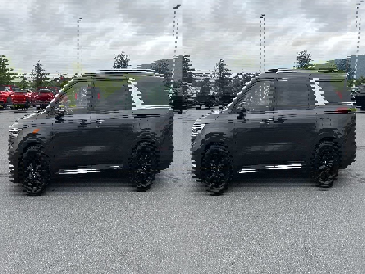 2024 Kia Carnival SX Prestige photo 3