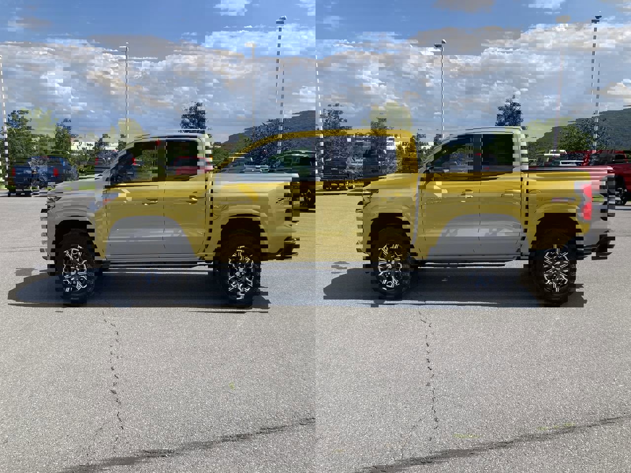 2023 Chevrolet Colorado Z71 photo 4