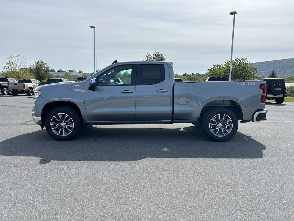 New 2026 Chevrolet Silverado 1500 LT Truck Double Cab