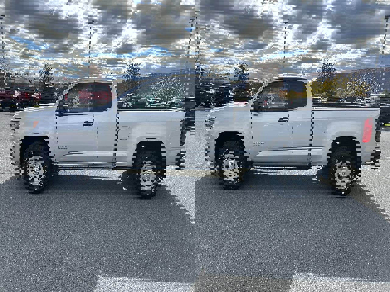 2015 Chevrolet Colorado Base photo 4