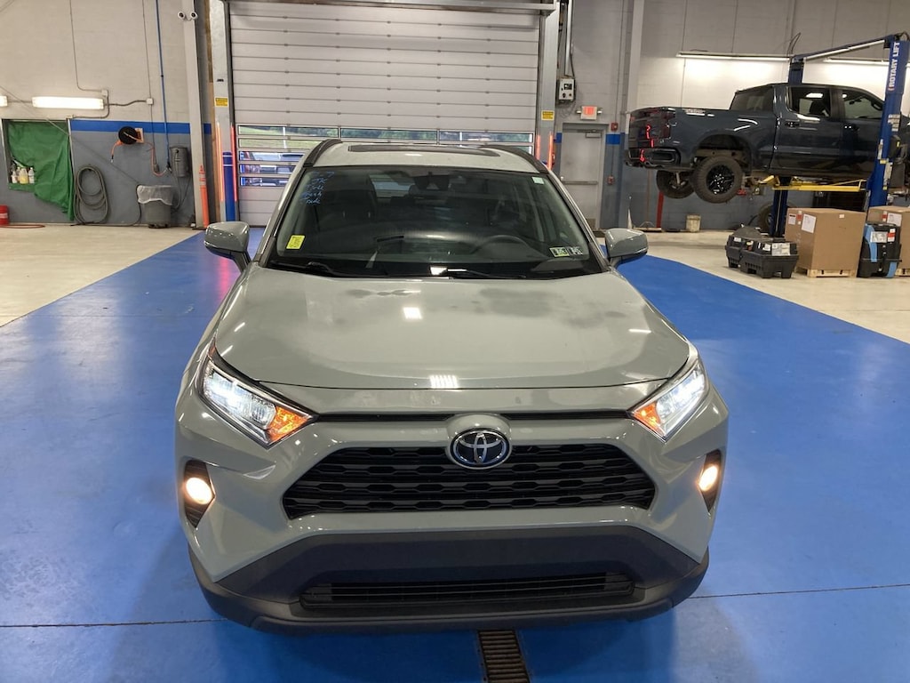 Used 2019 Toyota RAV4 XLE SUV