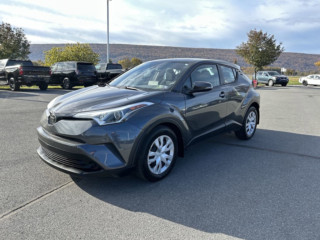 Used 2019 Toyota C-HR XLE SUV