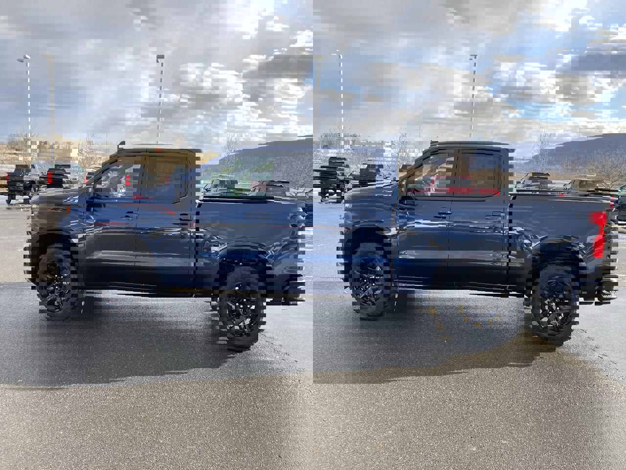 2022 Chevrolet Silverado 1500 RST photo 4