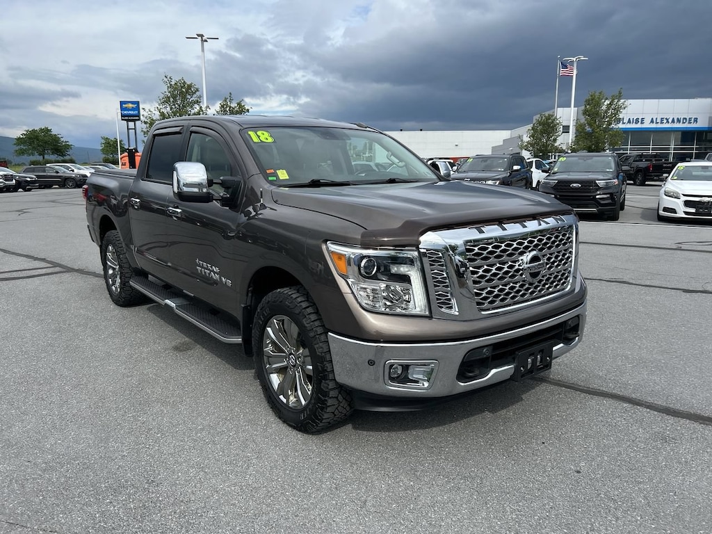 Used 2018 Nissan Titan SL Truck Crew Cab