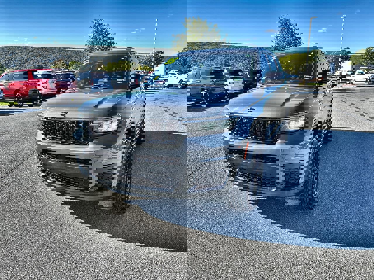 2025 Jeep Grand Cherokee Altitude X photo 3