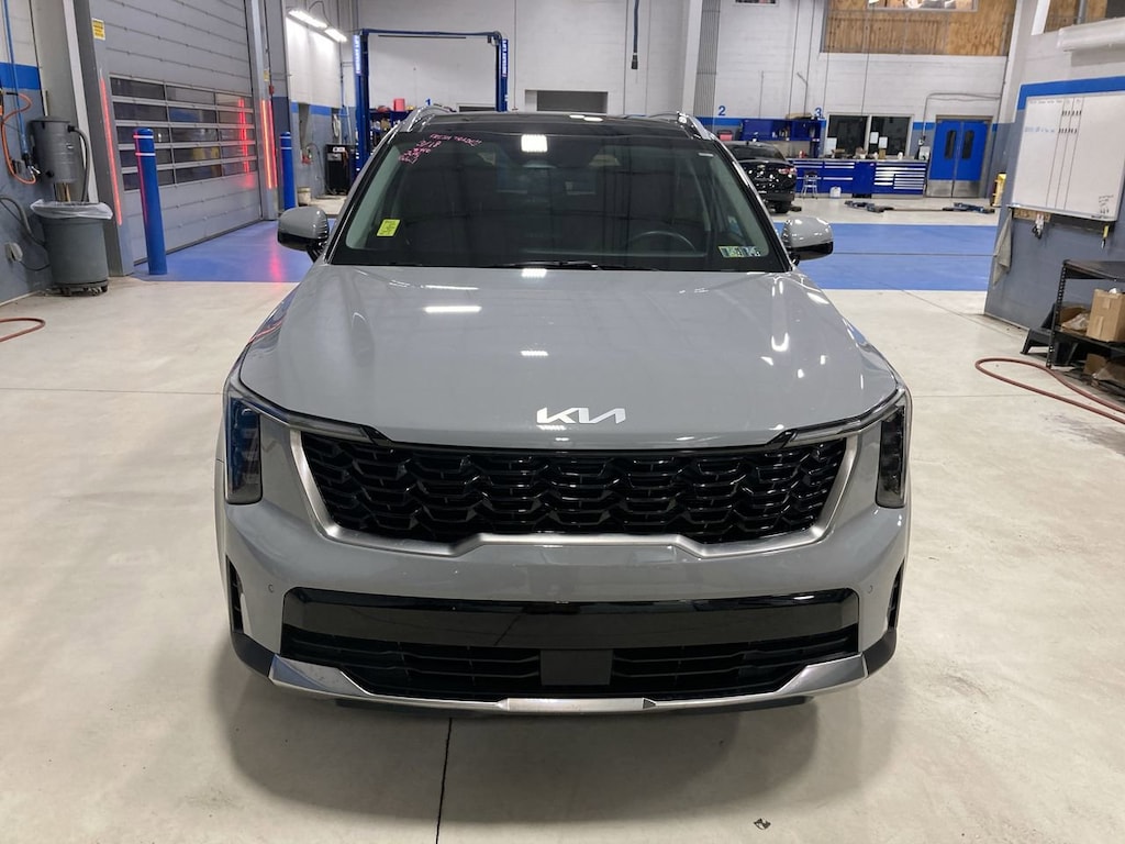 Used 2024 Kia Sorento S SUV