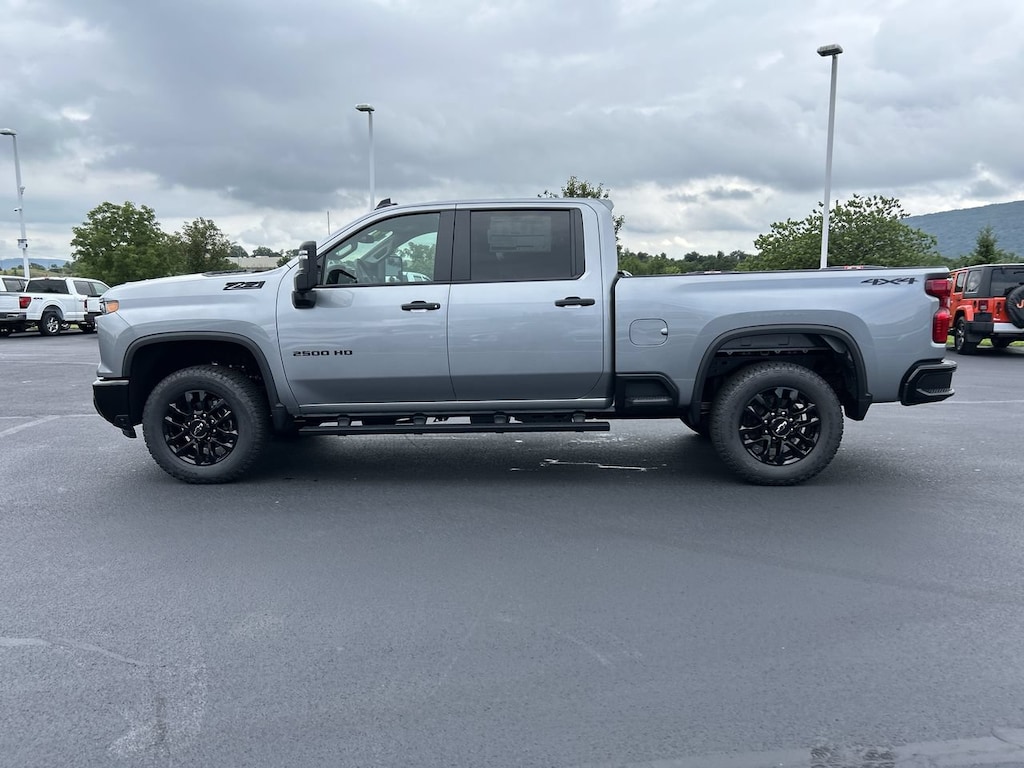 New 2026 Chevrolet Silverado 2500 HD Custom Truck Crew Cab