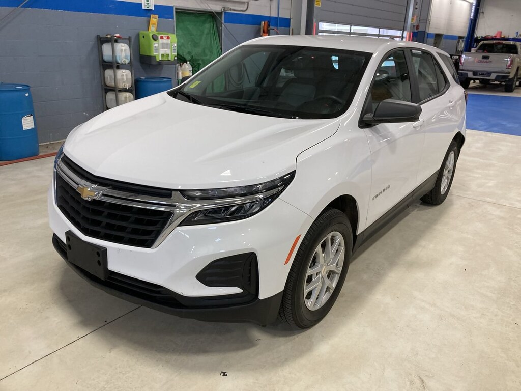 Used 2024 Chevrolet Equinox LS w/1LS SUV