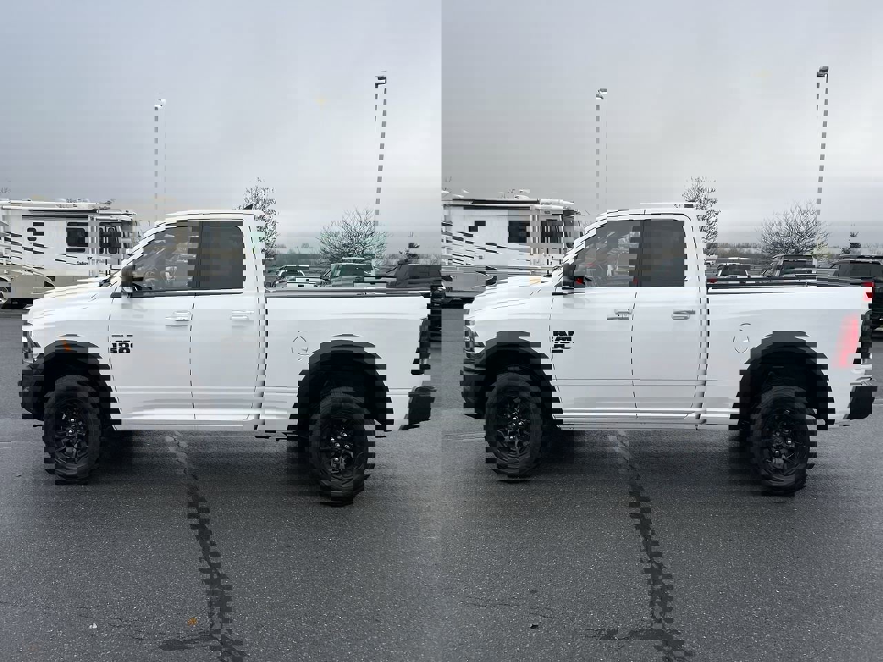 2021 Ram 1500 Classic SLT Warlock photo 4