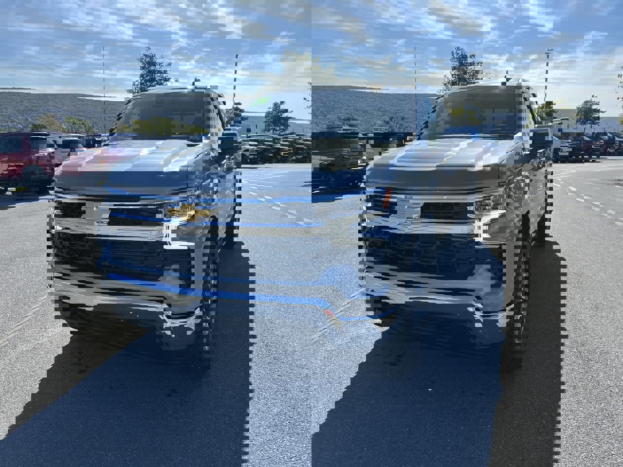 2026 Chevrolet Silverado 1500 LT photo 2
