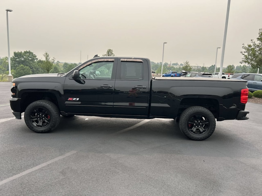 Used 2018 Chevrolet Silverado 1500 LT w/2LT Truck Double Cab