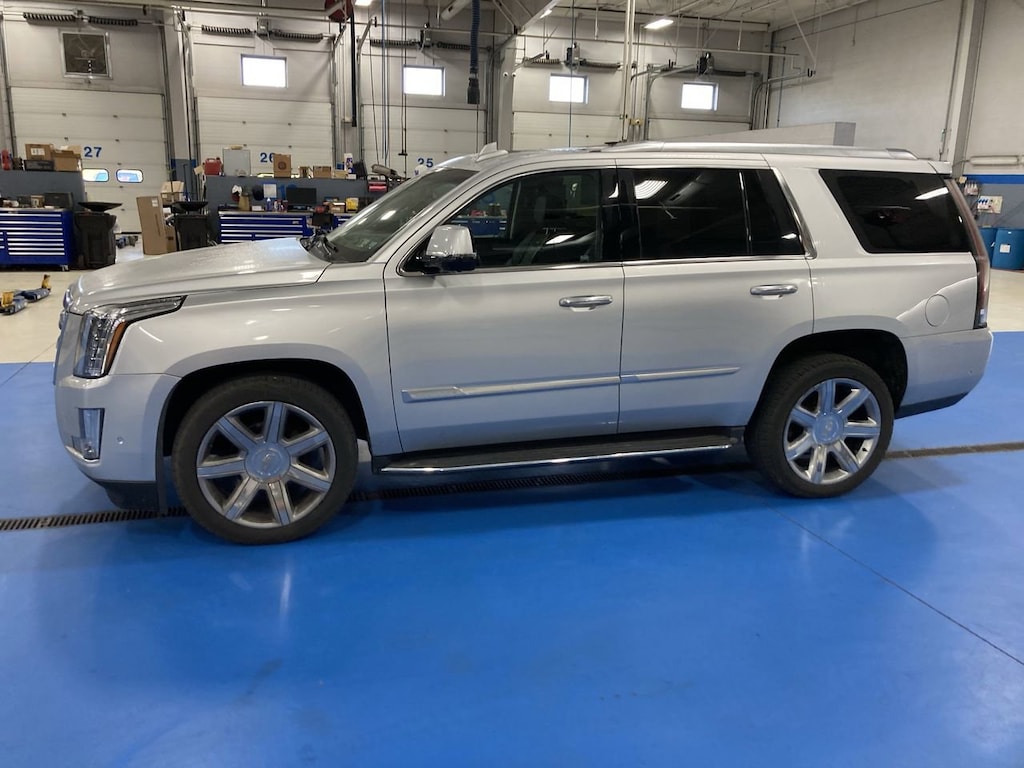 Used 2020 CADILLAC Escalade Luxury SUV