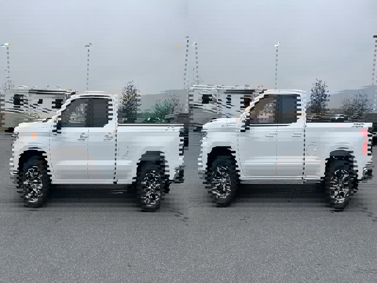 2026 Chevrolet Silverado 1500 LT photo 4