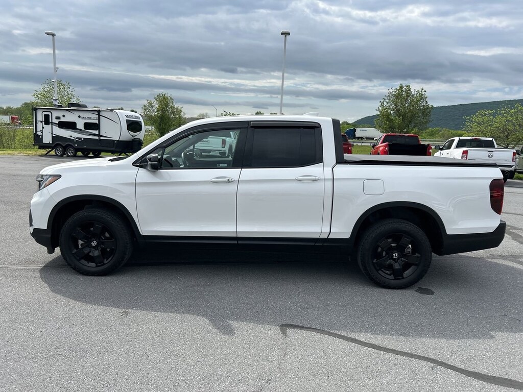 Used 2025 Honda Ridgeline Black Edition Truck Crew Cab